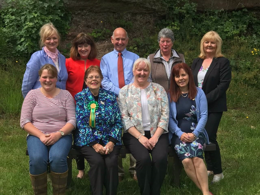 Some of the 2019-20 Committee pictured with Breed Expert Rita Francis-Little (Australia) at our 2019 Summer Seminar
